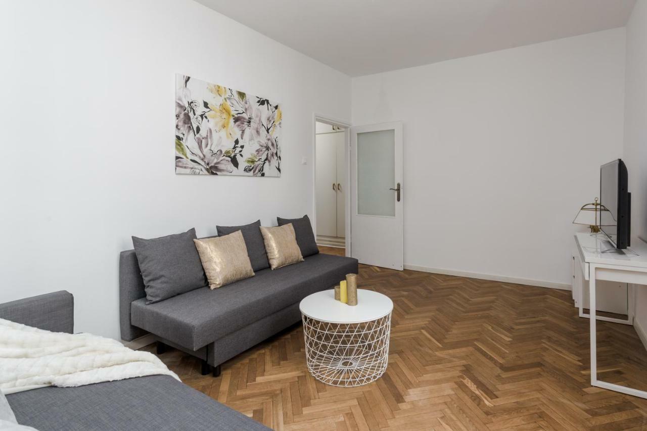 Chill Apartments Brzozowa Old Town Warschau Exterior foto